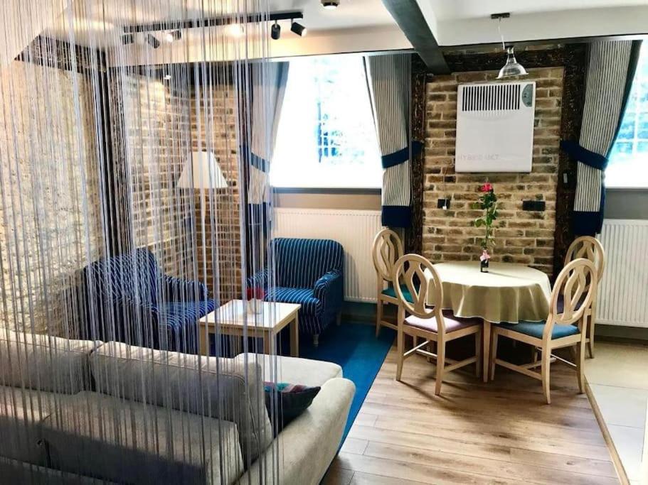 Charming Loft Near Old Town Leilighet Tallinn Eksteriør bilde