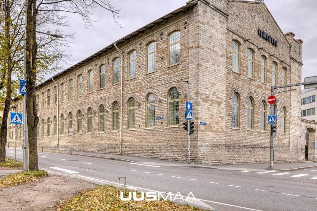 Charming Loft Near Old Town Leilighet Tallinn Eksteriør bilde